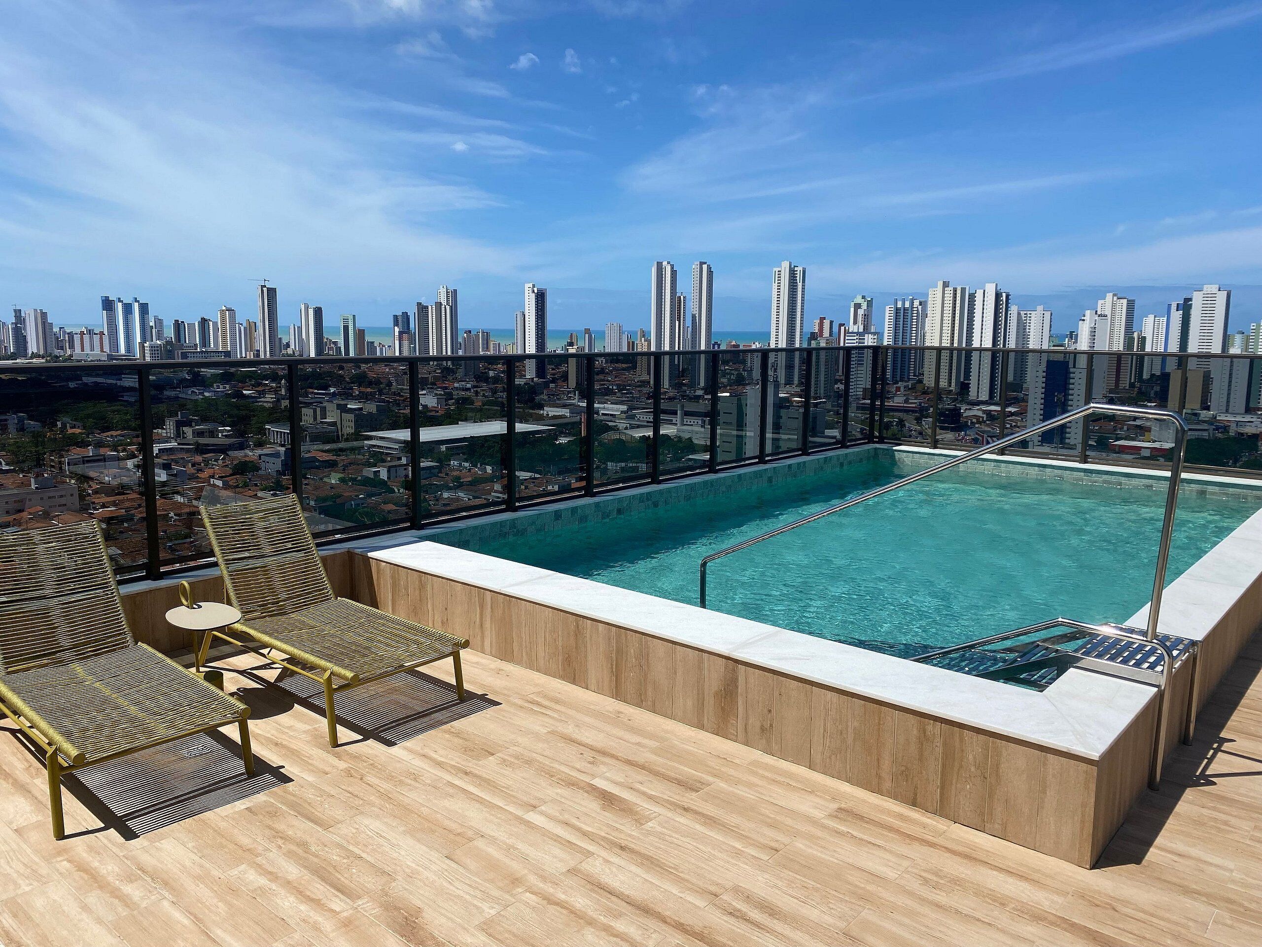 Basic Apartment | Pool