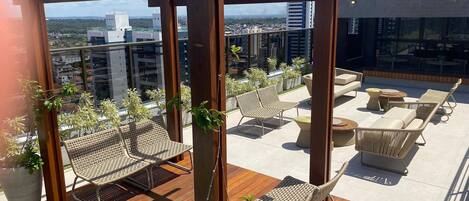 Basic Apartment | Terrace/patio