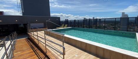 Outdoor pool, pool loungers