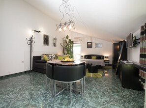 Interior - Stylish Lovran Sea View Apartments - Studio Apartment with Balcony and Sea View (Lovran)