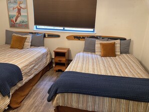 Unclassified image, 4 of 19, button - 4-Story Lake View Cabin with Boat Slip & Private Marina with Launch Ramp (Bass Lake)