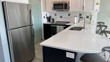 Microwave, oven, stovetop, dishwasher