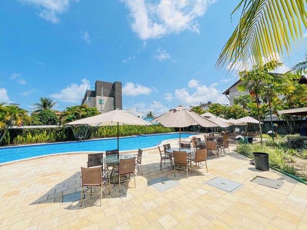 Outdoor pool, sun loungers