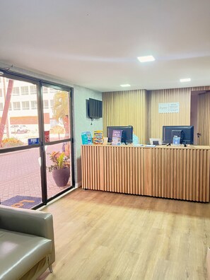 Reception - Laguna Beach em Porto by Easy Home (Ipojuca)