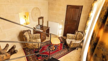 Family Suite | Living area