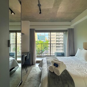 1 bedroom, desk, laptop workspace, free WiFi - ON MELO ALVES (São Paulo)