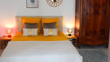 2 bedrooms, WiFi, bed sheets