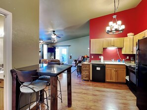 Condo (2 Bedrooms) | Comodidades da propriedade