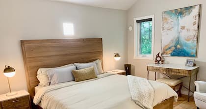 Forest Guest Suite Near Picton Centre (Pet-Friendly &Hot Tub &Park Pass)