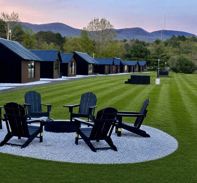 Emrose Luxury Cabins