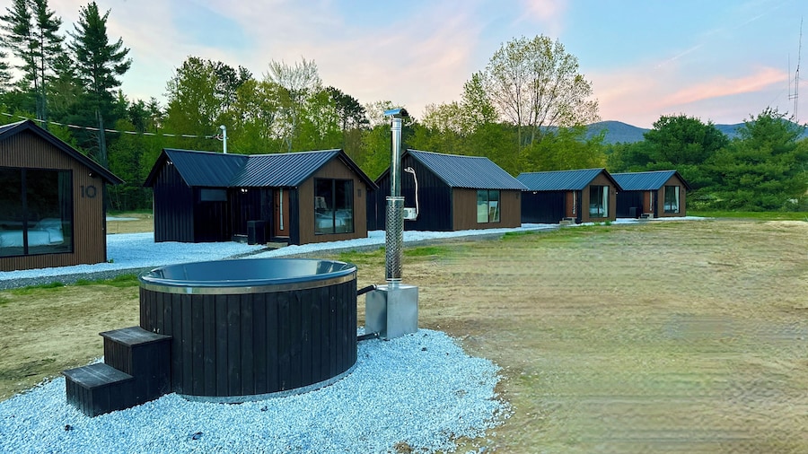 Emrose Luxury Cabins