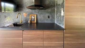 家庭小屋, 2 張加大雙人床 | 私人廚房 | 雪櫃、爐具、廚房用具/餐具/器皿