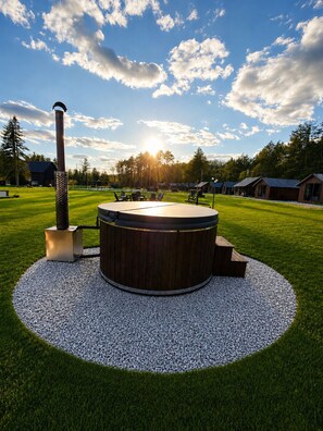 Elite Cabin, 1 King Bed, Sauna | Courtyard view - Emrose Luxury Cabins (Brandon)