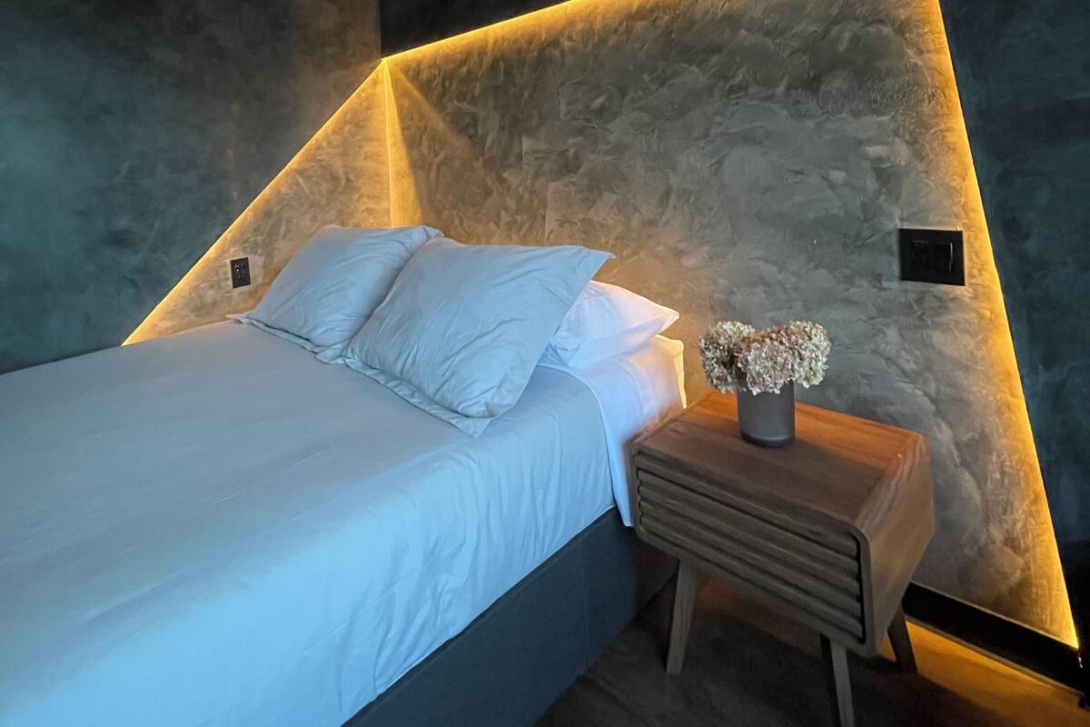 Chalet rustique familial, 2 grands lits | Espace de travail pour ordinateurs portables, rideaux d’obscurcissement