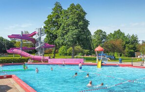 Pool - Amazing home in Heinkenszand with WiFi (Heinkenszand)