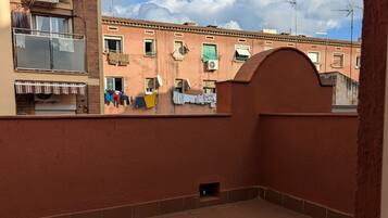 1 chambre, fer et planche Ă repasser, Wi-Fi gratuit, draps fournis