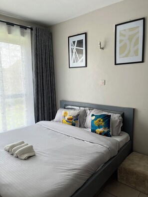 1 habitación, tabla de planchar con plancha y wifi 