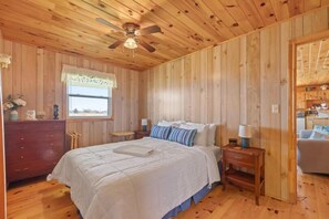 3 chambres, fer et planche à repasser, Wi-Fi gratuit, draps fournis