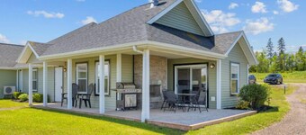 Cavendish Golf Villa - Minutes to the best courses and beaches!