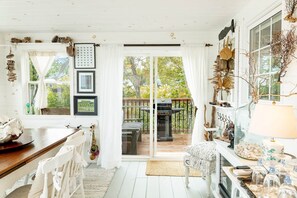 Interior - Bayside Breeze with Beach Access (Prince Edward Island)