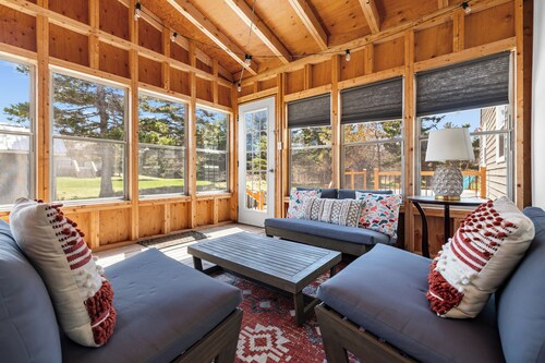 Family-Friendly Beach House on PEI with Steps to Private Sandy Beach