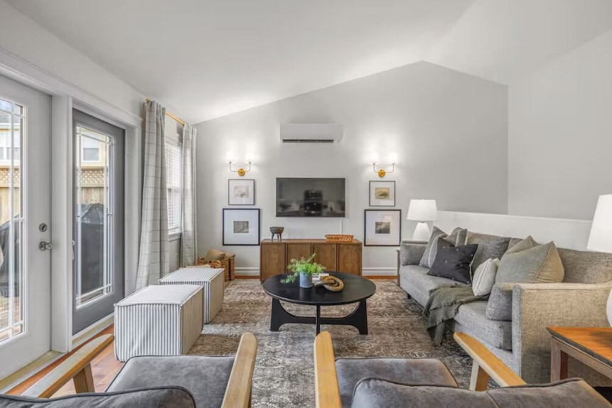 Stylish Stratford Home Near Charlottetownspacious, Family-friendly Retreat - Île-du-Prince-Édouard