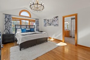 6 habitaciones, escritorio y tabla de planchar con plancha 