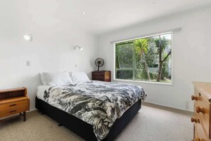 5 bedrooms, iron/ironing board, travel crib, WiFi