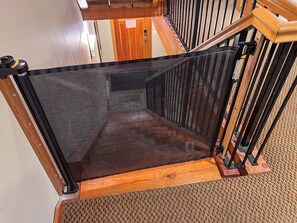 Interior - 5 Min. Drive to the Resort & Fernie. Hot Tub (Fernie)