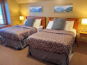 3 Schlafzimmer, Bügeleisen/Bügelbrett, Reisekinderbett, kostenloses WLAN
