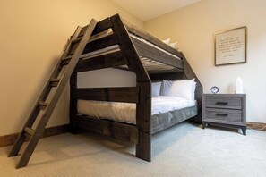4 bedrooms, iron/ironing board, travel cot, free WiFi