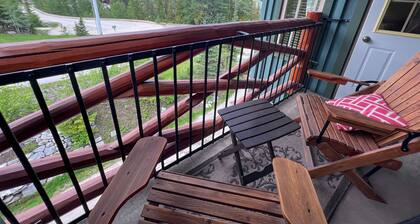 Steps to the Elk Chair | Pool and Hot Tub