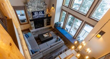 Ski In & Out Right from your Private Hot Tub