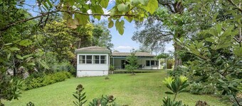Mollymook - Walk to Beach, Golf Course & Club