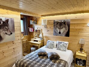 3 slaapkamers, een strijkplank/strijkijzer, wifi