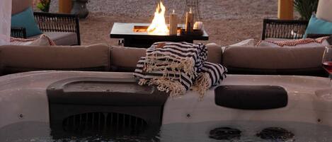 Bañera de hidromasaje exterior