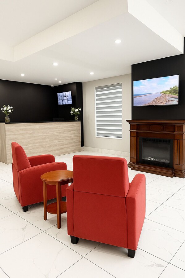 Lobby - Signature Inn & Suites Hamilton (Hamilton)