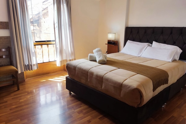 Deluxe Room | Premium bedding, down comforters, laptop workspace, free WiFi