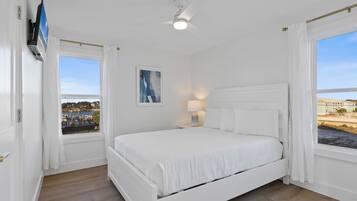 5 bedrooms, iron/ironing board, free WiFi, bed sheets