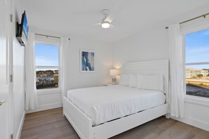 5 bedrooms, iron/ironing board, free WiFi, bed sheets