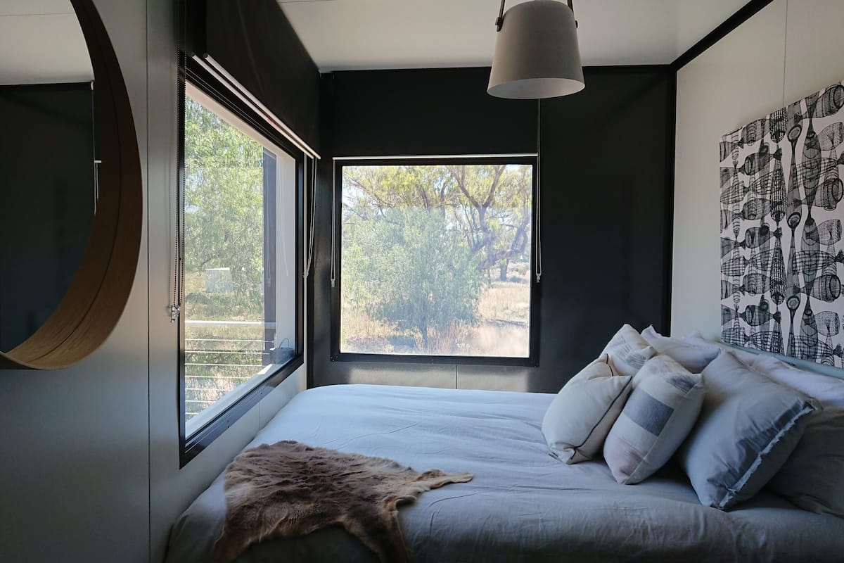 Luxe studio suite, uitzicht op rivier | 4 slaapkamers, luxe beddengoed, donzen dekbedden, pillowtop-bedden