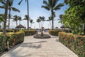 Property grounds - Cozy Studio with Ocean Views (Nuevo Vallarta)