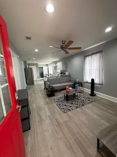 Magnolia of Midtown Luxury Home - 1 Mile From USM