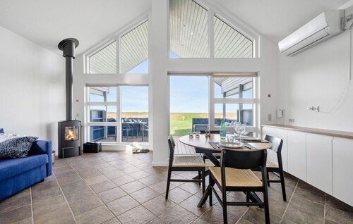 Schönes Haus in Mesinge mit WLAN