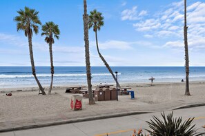 Beach nearby - Breathtaking Oceanview Oceanside Oasis! (Oceanside)