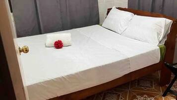 Laptop workspace, WiFi