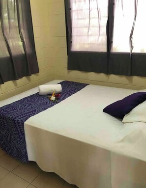 Espacio para trabajar con un portátil y wifi