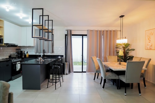 Beautiful Modern Home in Res San Andres 