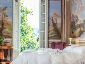 6 Schlafzimmer, Reisekinderbett, WLAN