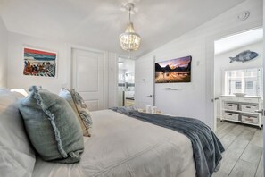 1 bedroom, desk, iron/ironing board, travel cot